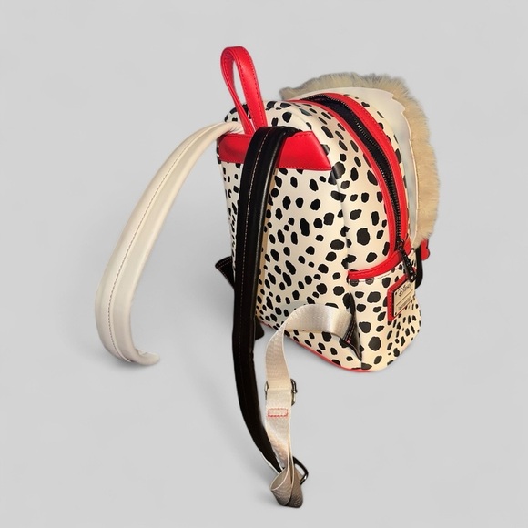 NWOT Loungefly Disney 101 Dalmatians Villains Scene Cruella MINI Backpack - Picture 4 of 5